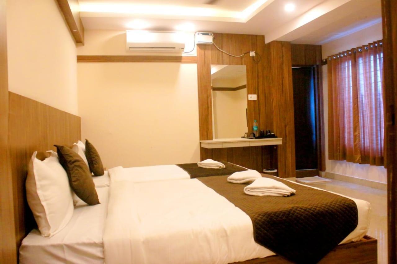 Hotel Sakura Inn Hosūr Εξωτερικό φωτογραφία