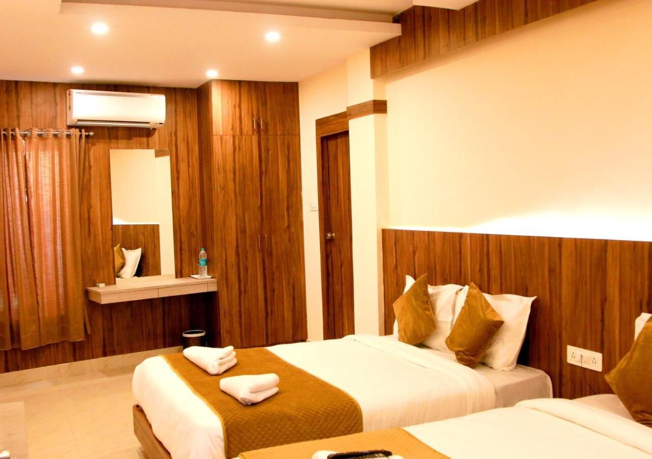 Hotel Sakura Inn Hosūr Εξωτερικό φωτογραφία